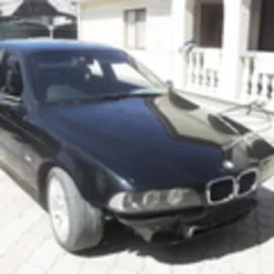 BMW 5..................